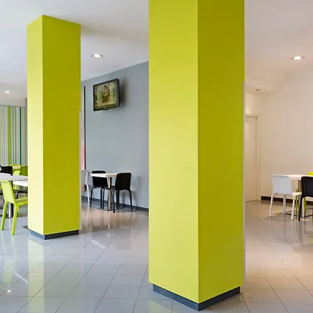 Otel B&B Hotel Faenza Faenza