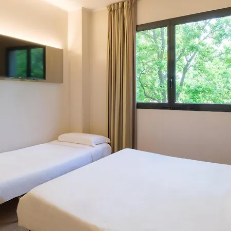 ホテル B&B ホテル ファエンツァ 3*