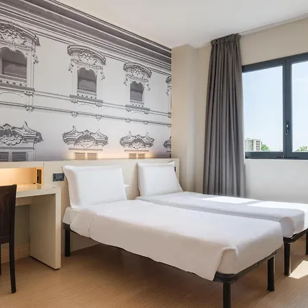 B&B Hotel Faenza Otel 3*