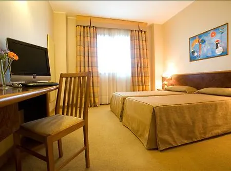 B&B Hotel Faenza Otel 3*