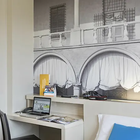 B&B ホテル ファエンツァ 3* ファエンツァ