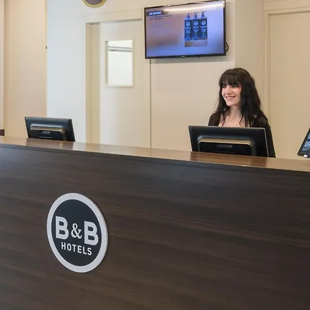 מלון B&B Hotel Faenza