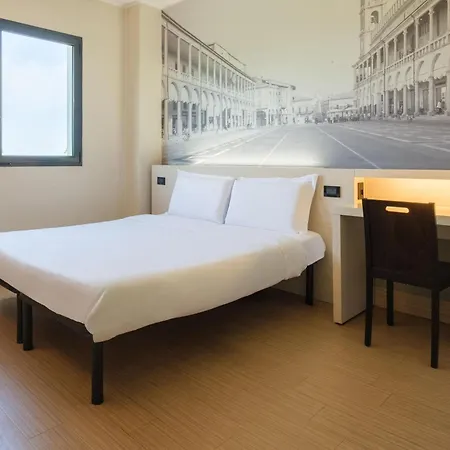 Hotel B&B Hotel Faenza 3*