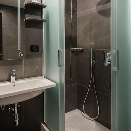 Hotel B&B Hotel Faenza 3*