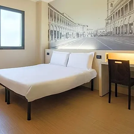 מלון B&B Hotel Faenza פאנצה