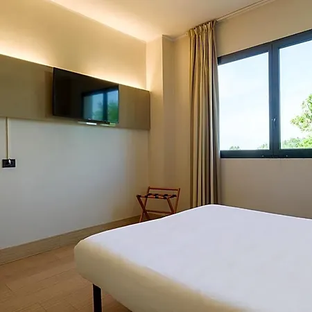 מלון B&B Hotel Faenza פאנצה