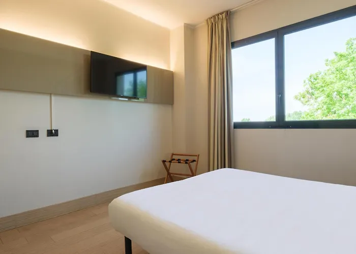 فندق مبيت وإفطار فاينزا 3* فينْتْسا